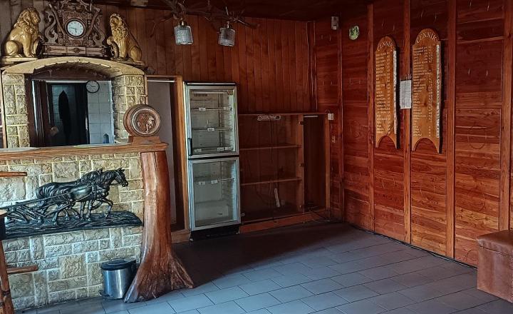 Prevádzkový objekt – hostinec s možnosťou prestavby na rodinný dom, Jasenov pri Humennom - fotografia 2