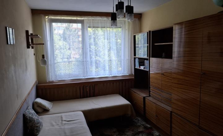 Na predaj priestranný 3-izbový byt za rozumnú cenu - fotografia 5