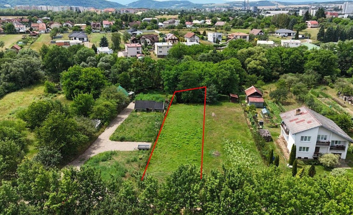 Pozemok v Humennom s investičným potenciálom – 1 329 m² - fotografia 2