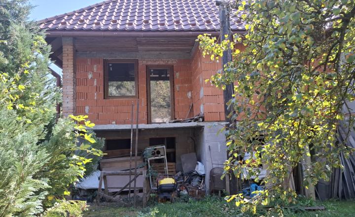RODINNÝ DOM V CENTRE STAKČÍNA – UL. DUCHNOVIČOVA - fotografia 4
