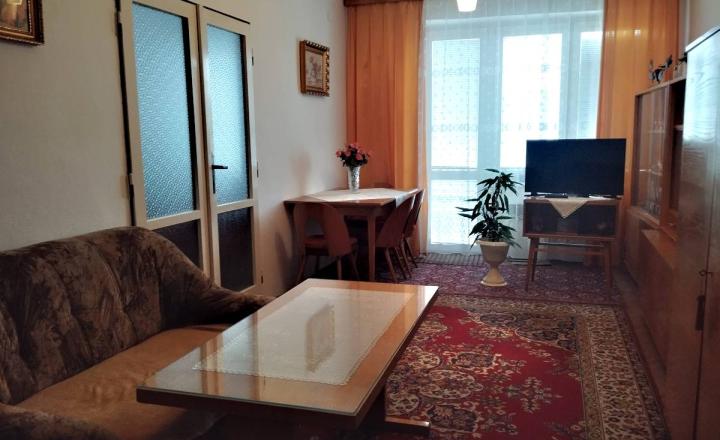 NA PREDAJ 2,5-IZBOVÝ BYT V CENTRE MESTA – KUKORELLIHO ULICA - fotografia 4
